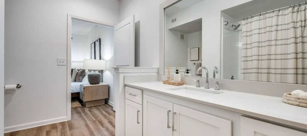 Mirasol Eldorado Apartments Walk-in Shower
