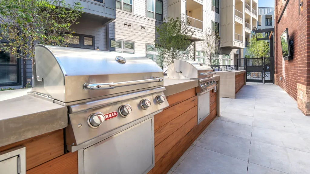 Kilby Apartments Apartments with Outdoor Kitchen