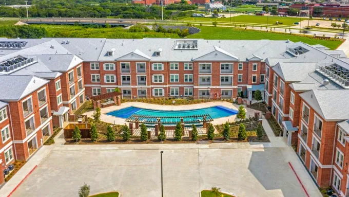 Presidium at Edgestone Apartments with Outdoor Kitchen